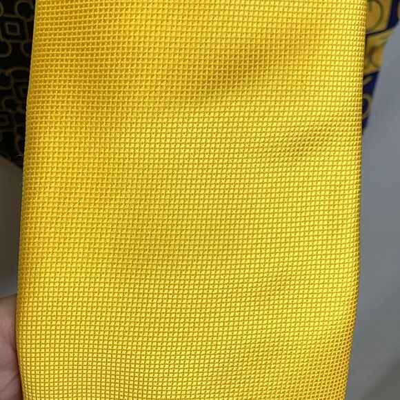 Hugo Boss, Albert Nipon, Exerstuff Bundle of 3 Silk Ties (Blue Yellow Shades) - Picture 7 of 14